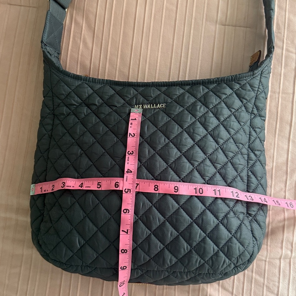 MZ WALLACE Parker Quilted Nylon Crossbody Bag Messenger Bag Purse Gray Medium Sz - Picture 7 of 16
